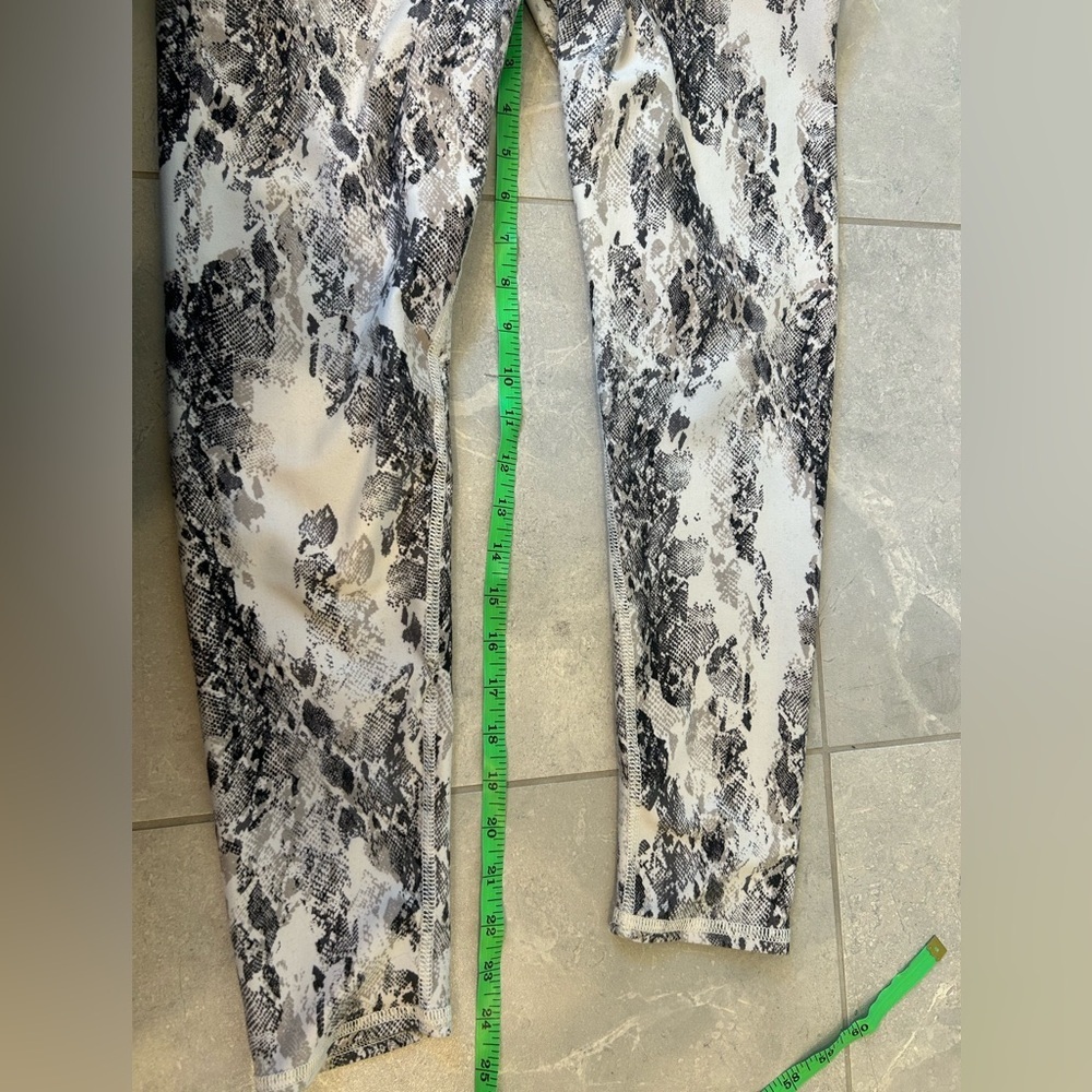 EUC Evolution & Creation Mia Legging Snake Skin - Picture 6 of 8